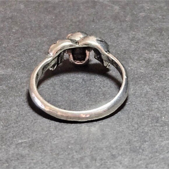 *Sale* 18KRGP three skulls ring - Picture 4 of 11